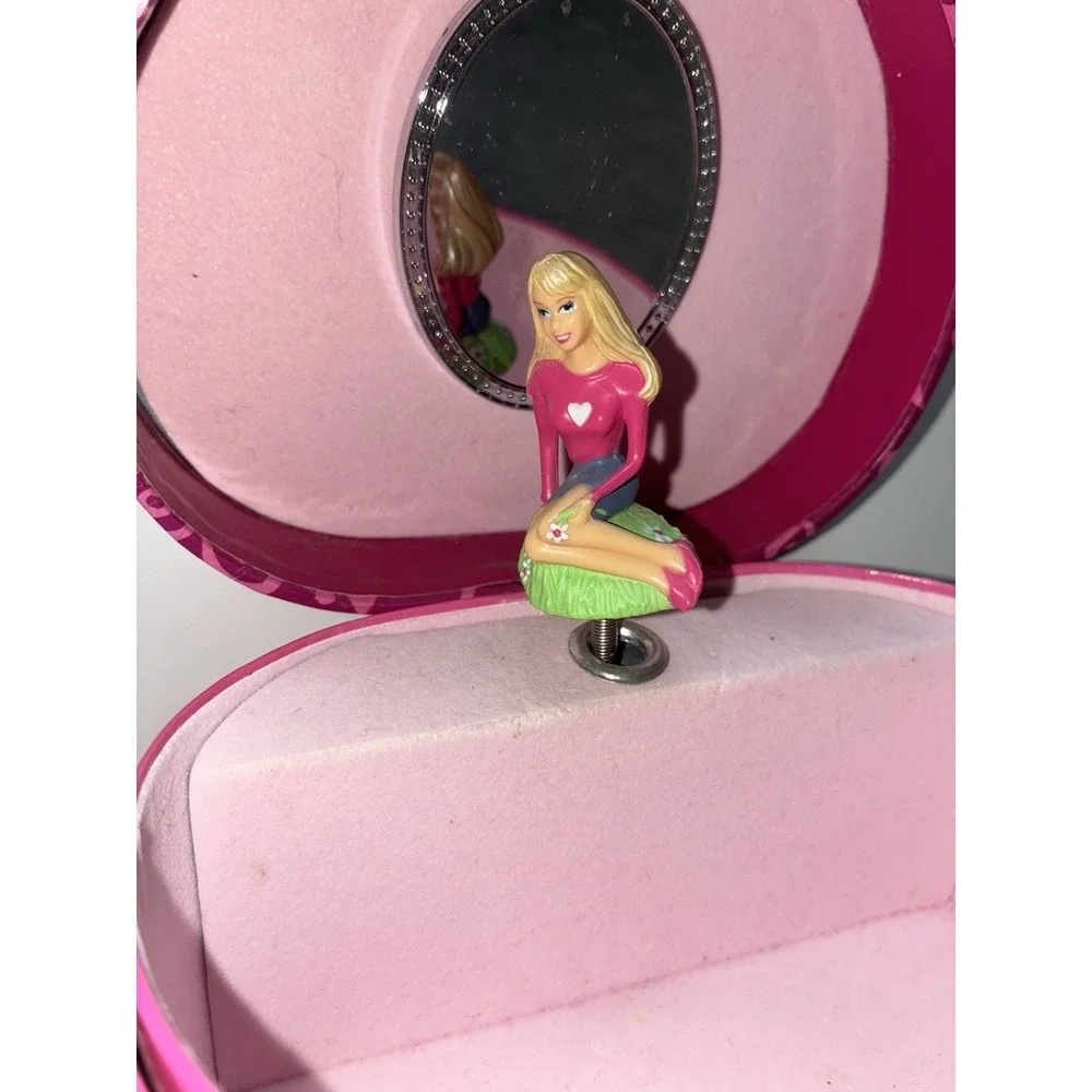 Vintage Barbie Spinning Wind-up Music Box Pink Heart Feelin Groovy Mattel *flaw‎